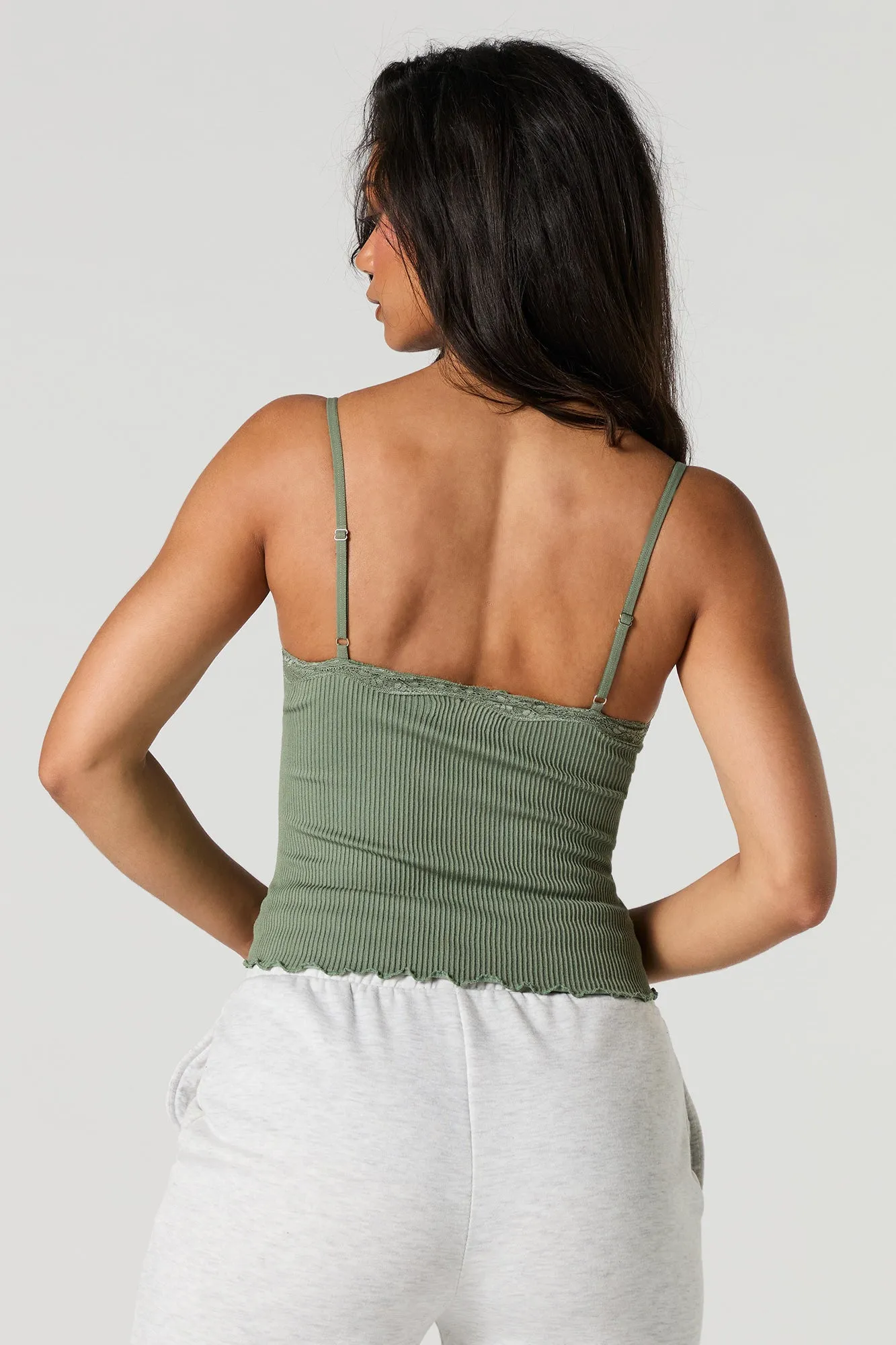 Camisole côtelée sans couture avec liséré de dentelle