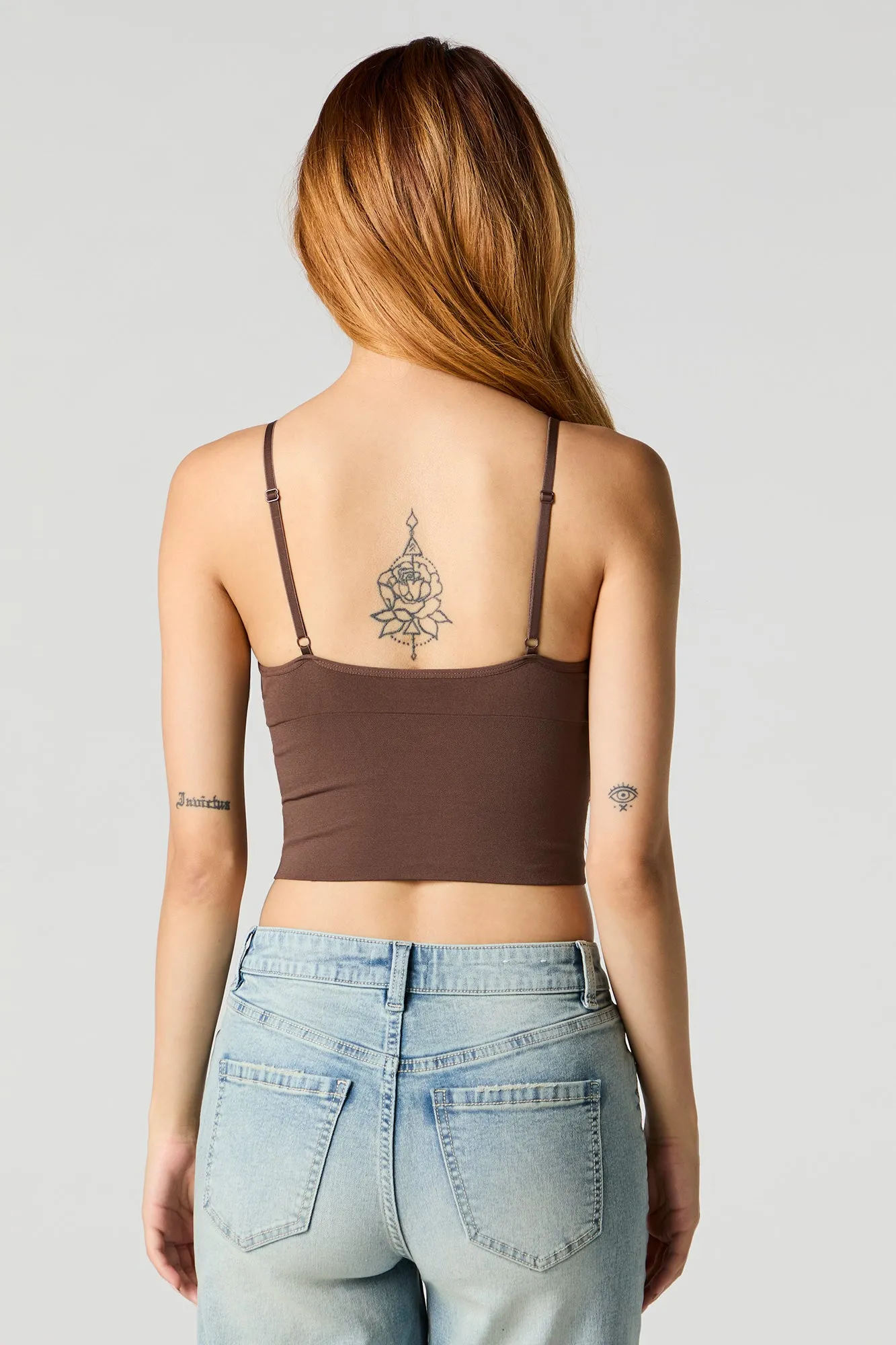 Camisole sans couture avec surpiqûres et bonnets intégrés