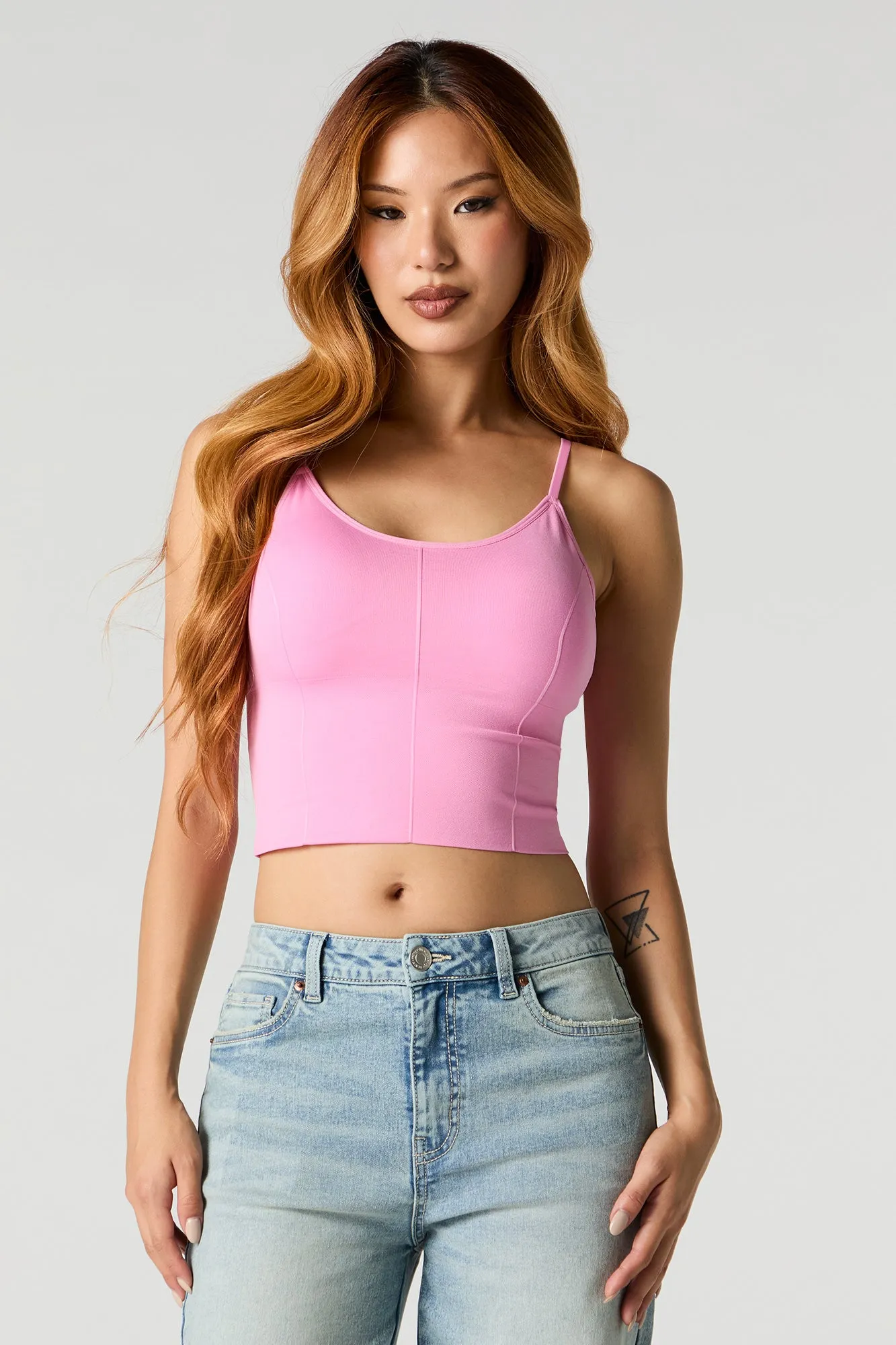 Camisole sans couture avec surpiqûres et bonnets intégrés