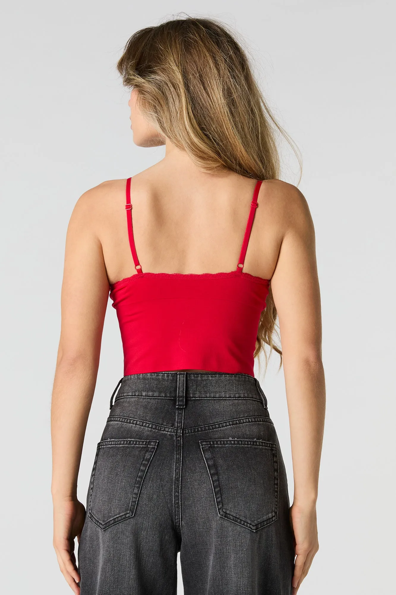 Camisole à soutien-gorge intégré sans couture à bordure en dentelle