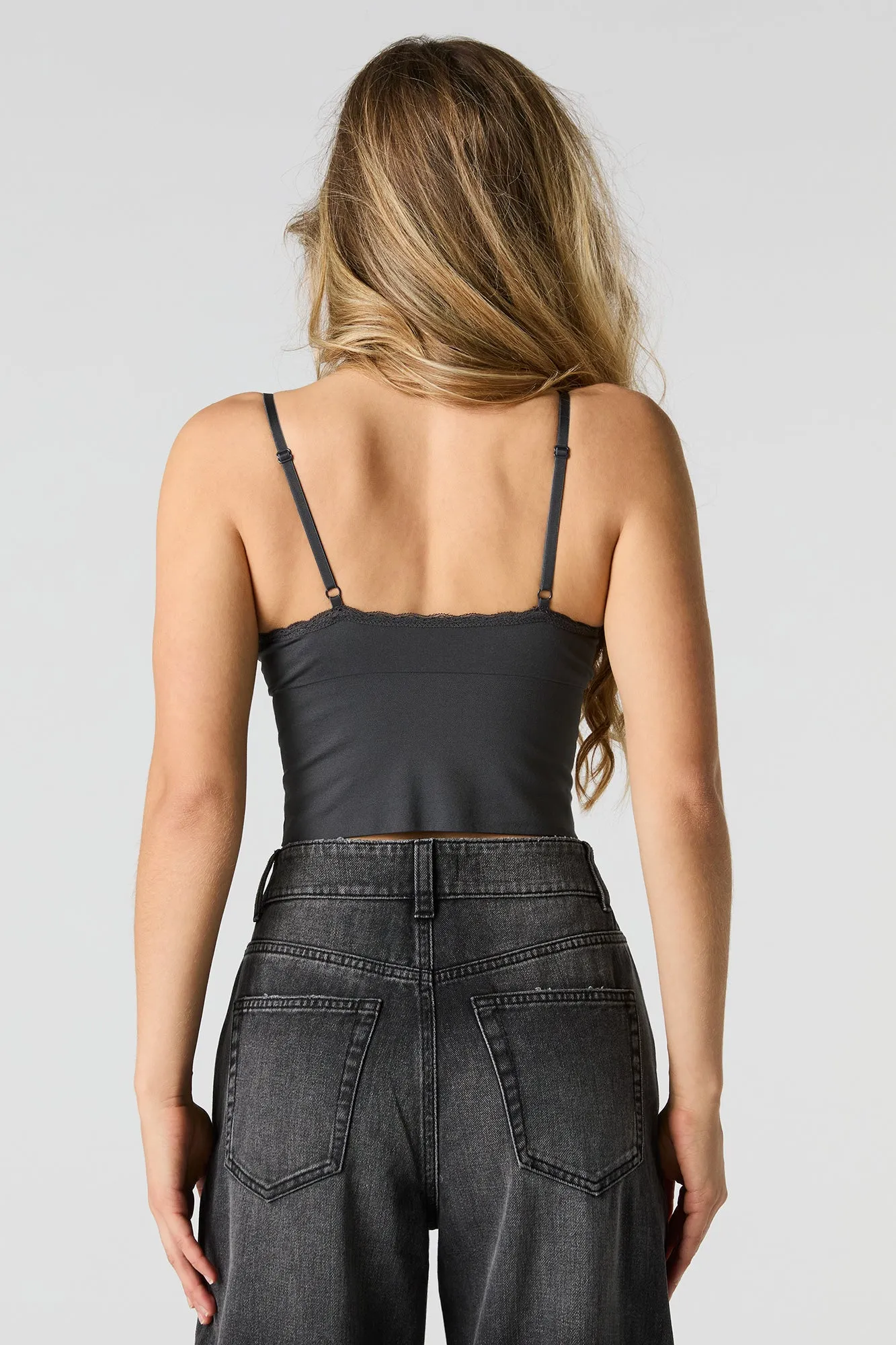 Camisole à soutien-gorge intégré sans couture à bordure en dentelle