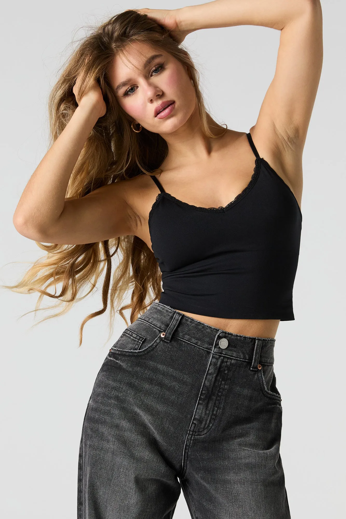 Camisole à soutien-gorge intégré sans couture à bordure en dentelle