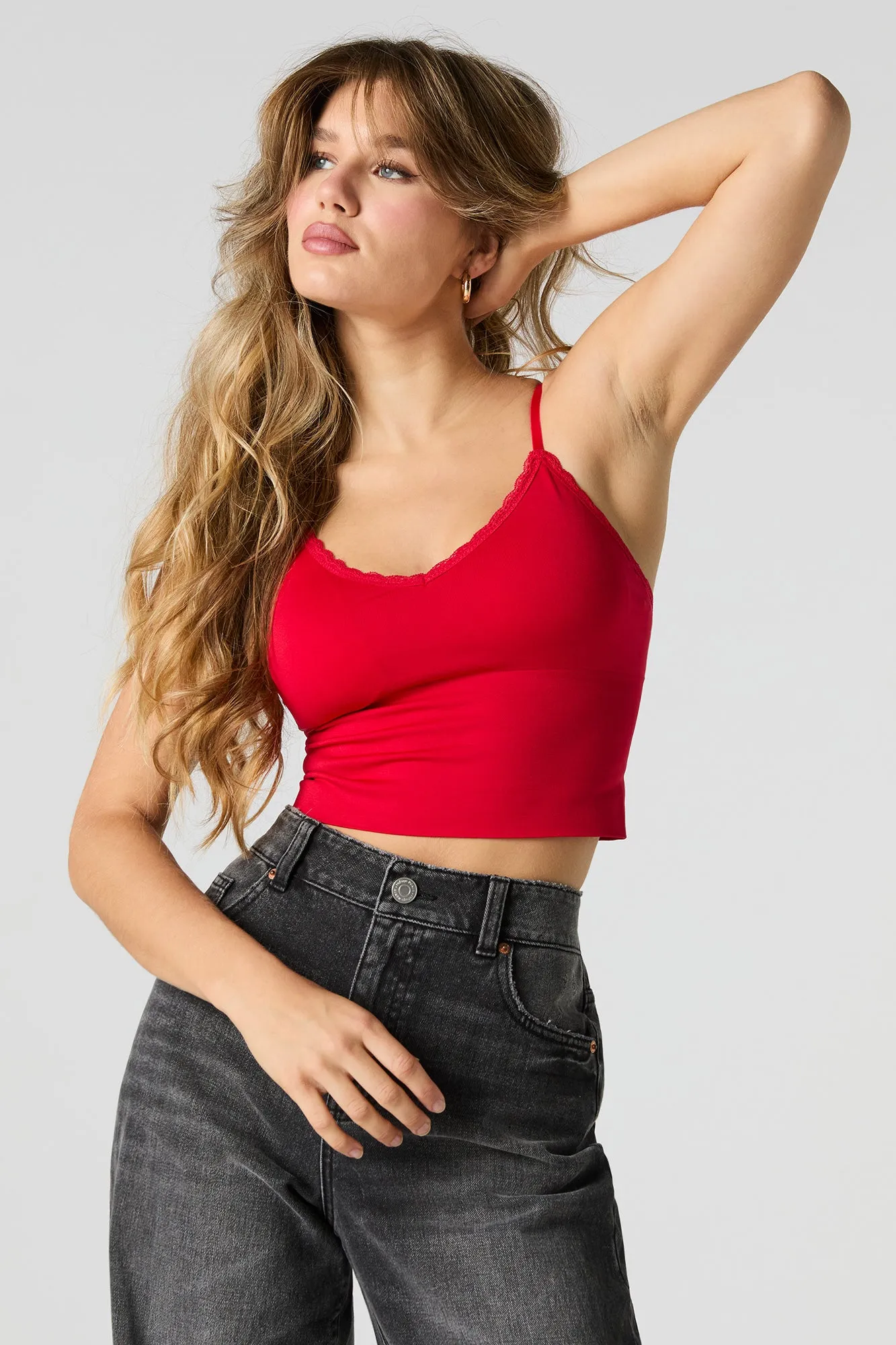 Camisole à soutien-gorge intégré sans couture à bordure en dentelle