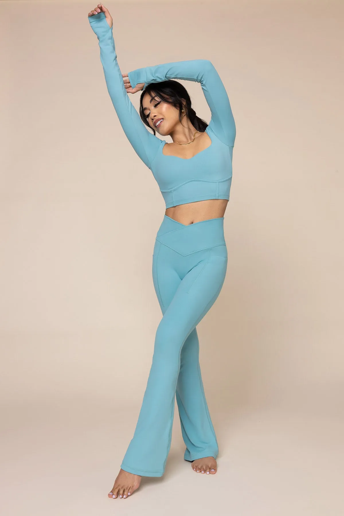 Crisscross Hourglass® Flared Leggings with Pockets - Oasis