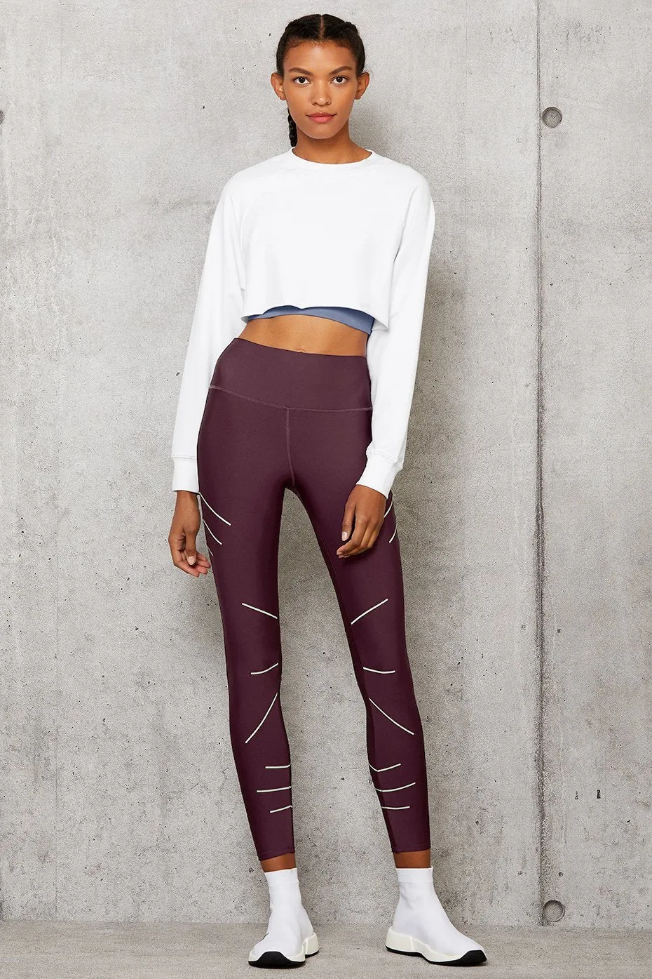 High-Waist Sequence Legging - Black Plum