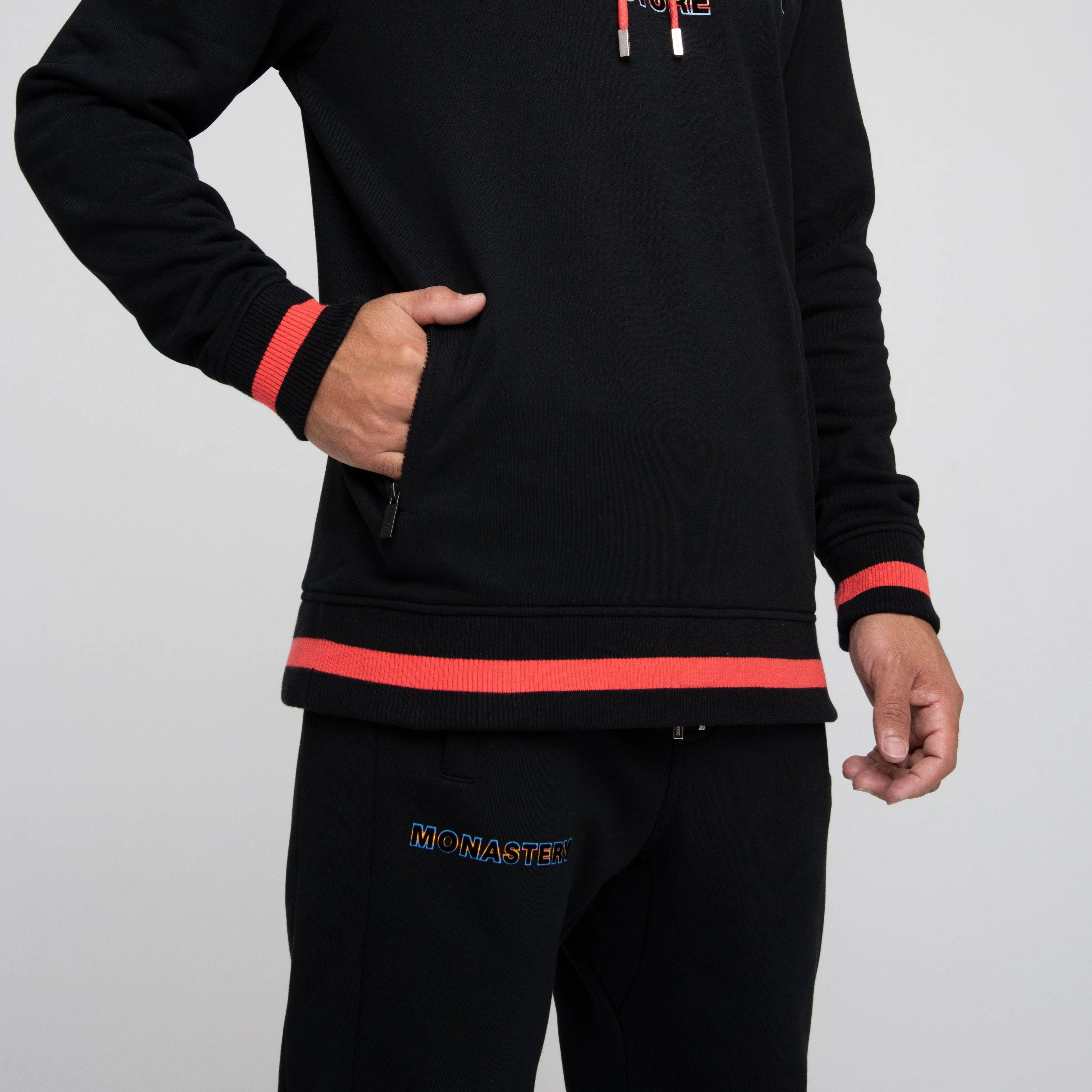 PHOENIX BLACK JOGGER