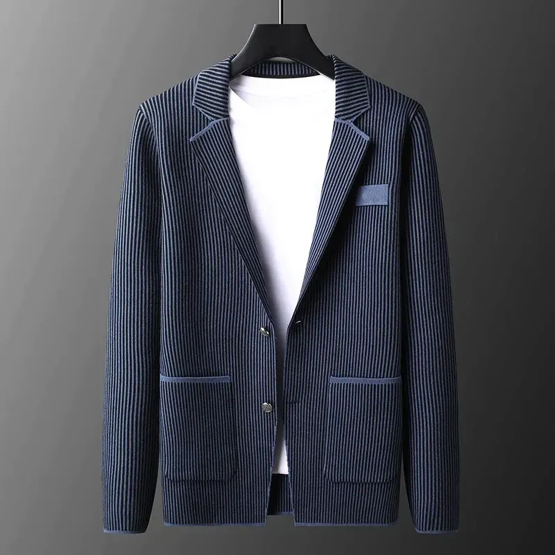 PRESTIGE VEST IN FÉLIX-NOÎR JACQUARD KNIT