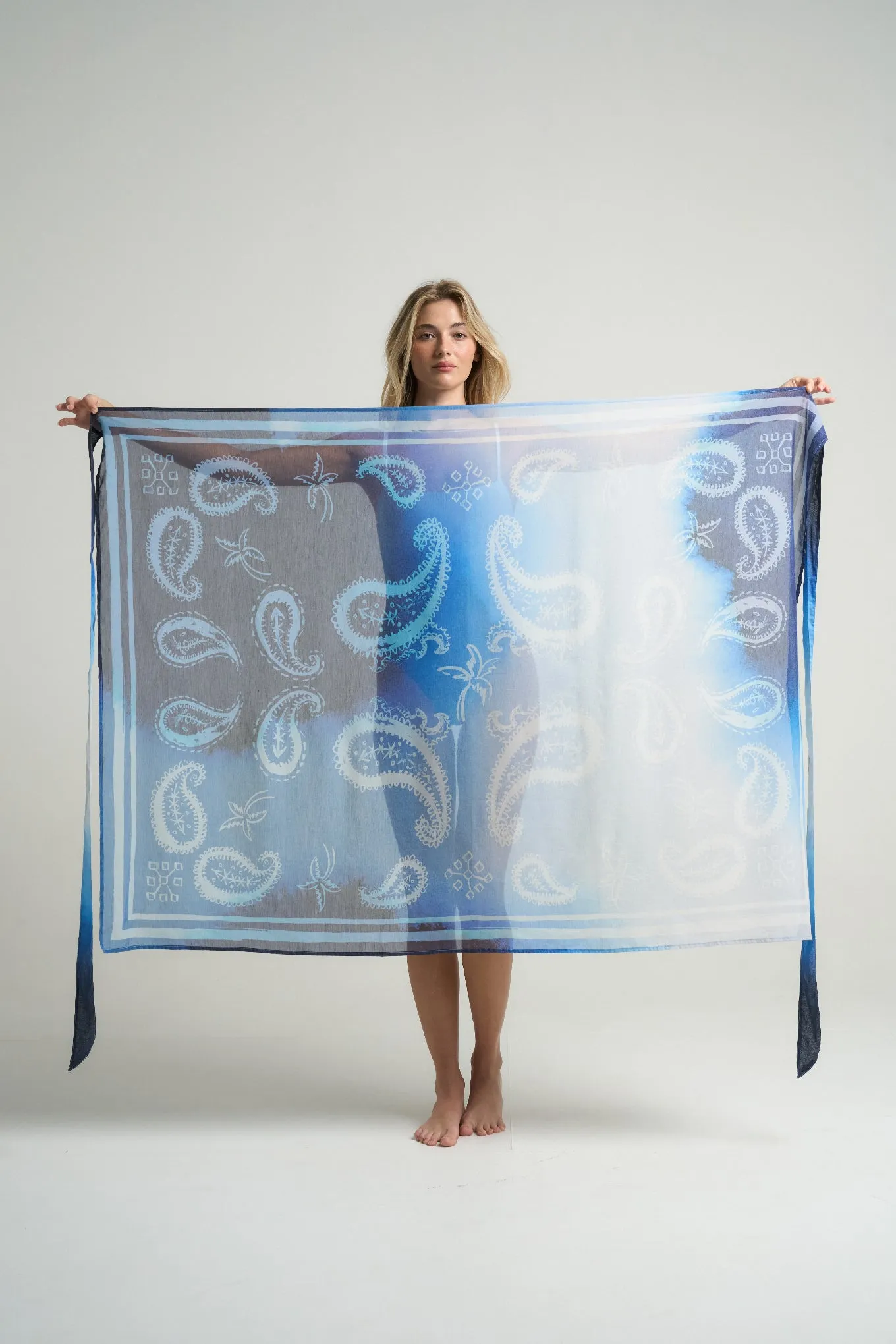 Sarong With Ties Paisley Blue