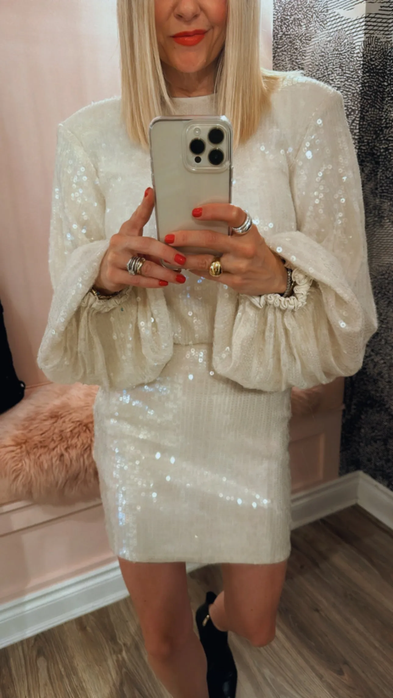 Short Sequins Full Sleeve Dress